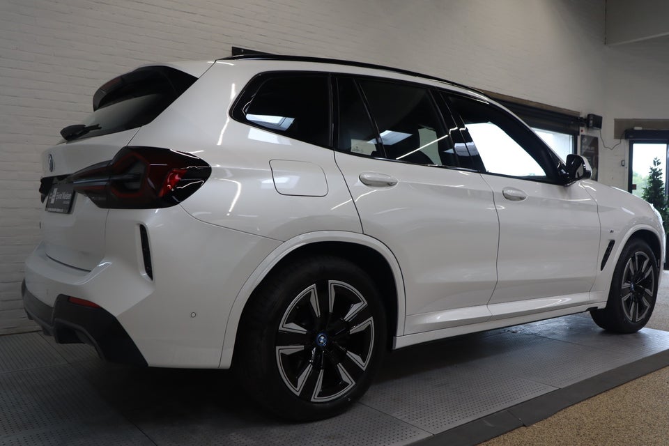 BMW iX3 Charged M-Sport 5d