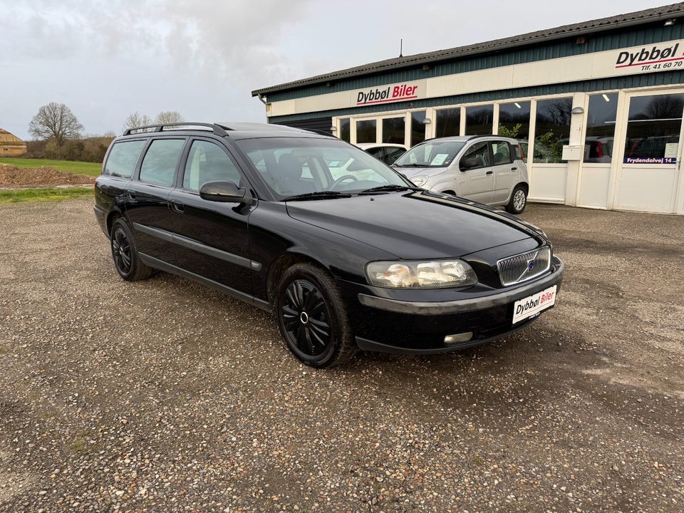 Volvo V70 2,4  5d