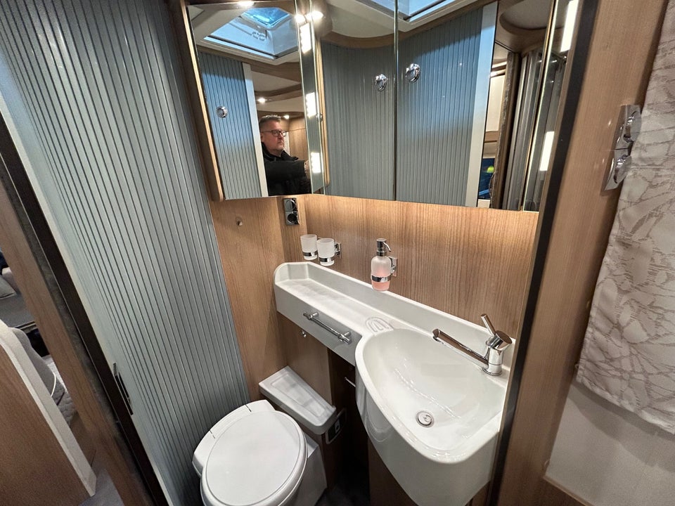 Fiat Carthago 2,3 Malibu T 440QB aut. 2d