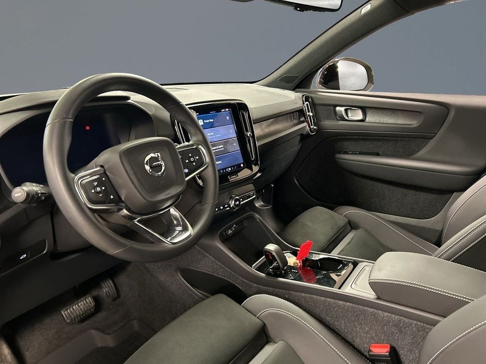 Volvo EX40 Extended Range Core 5d