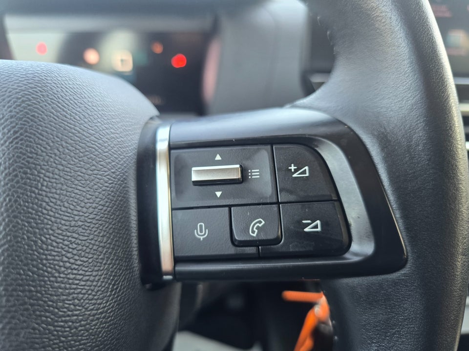 Citroën C4 1,2 PureTech 100 Feel 5d