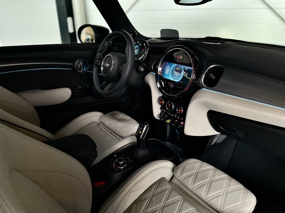 MINI Cooper SE Maximise 3d