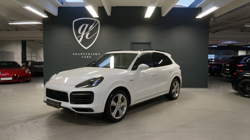 Porsche Cayenne S 3,0 E-Hybrid Tiptr. 5d