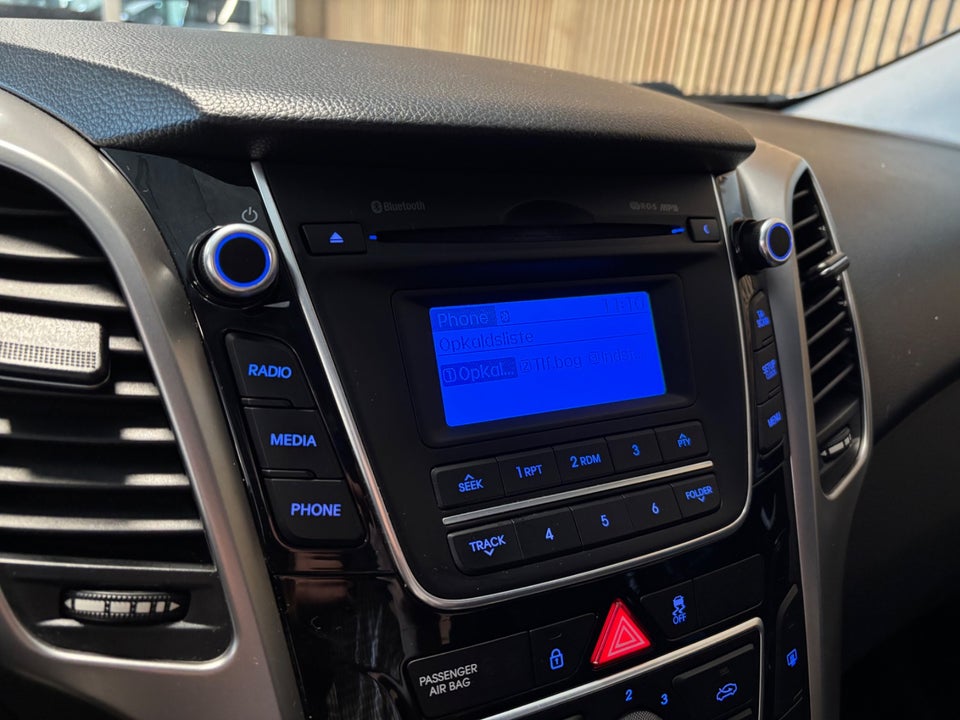 Hyundai i30 1,6 GDi Comfort Eco 3d