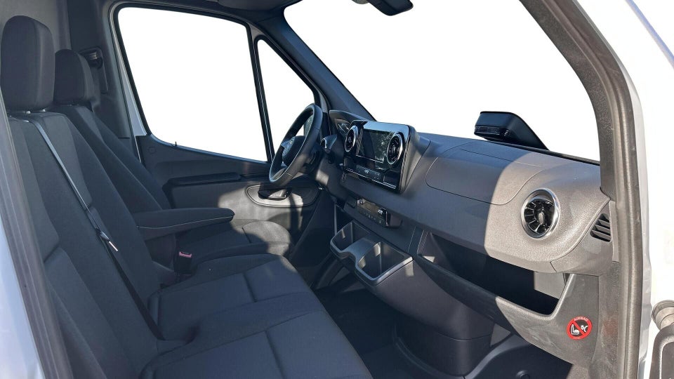 Mercedes Sprinter 317 2,0 CDi A2 Kassevogn aut. RWD