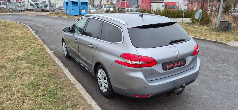 Peugeot 308 1,6 BlueHDi 120 Allure SW EAT6 5d