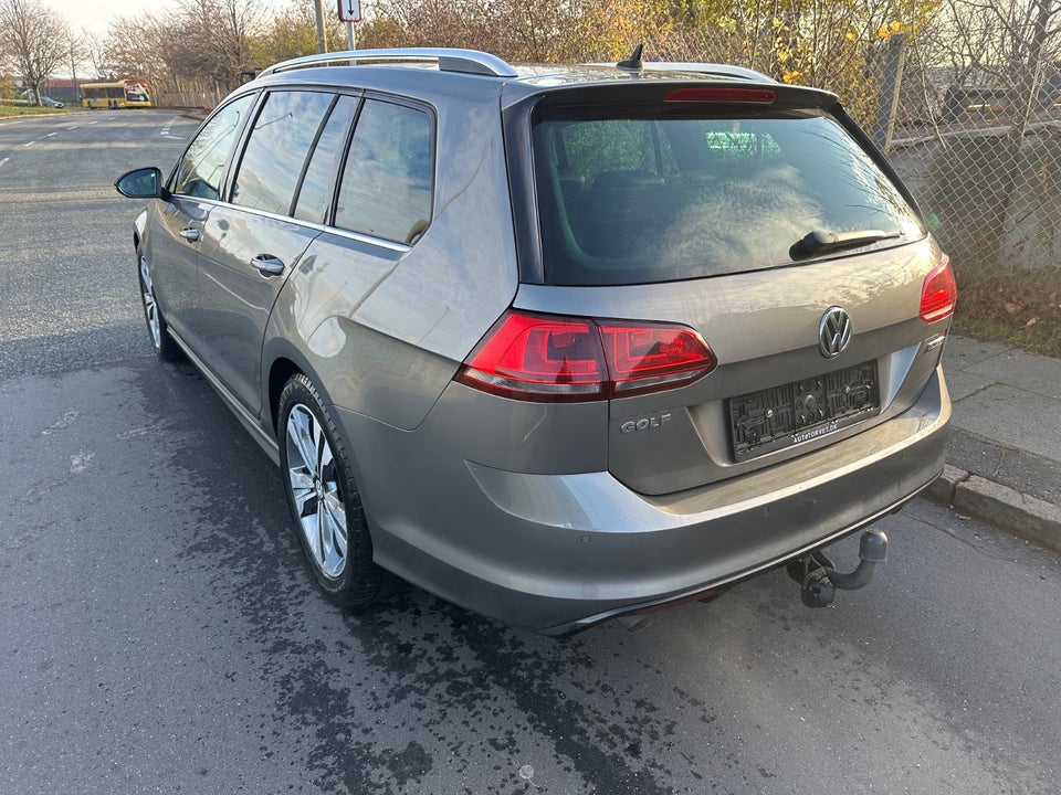 VW Golf VII 1,6 TDi 110 Highline Variant BMT 5d