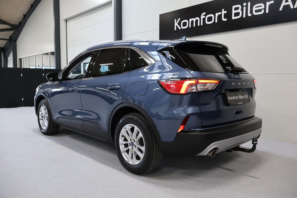 Ford Kuga 2,5 PHEV Titanium CVT 5d