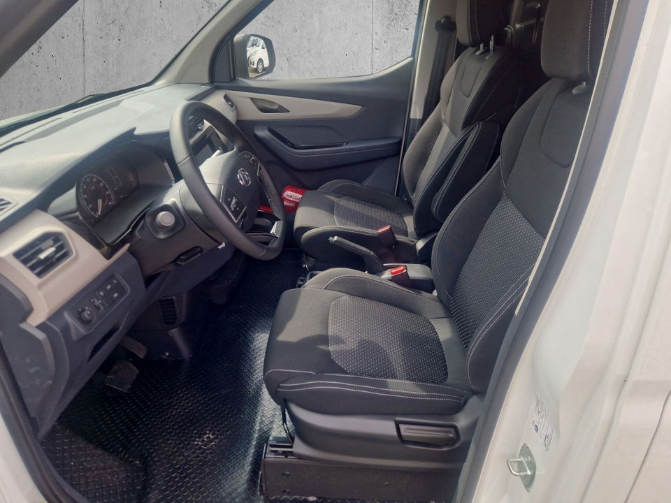 Maxus e-Deliver 3 50 Cargo Van LWB