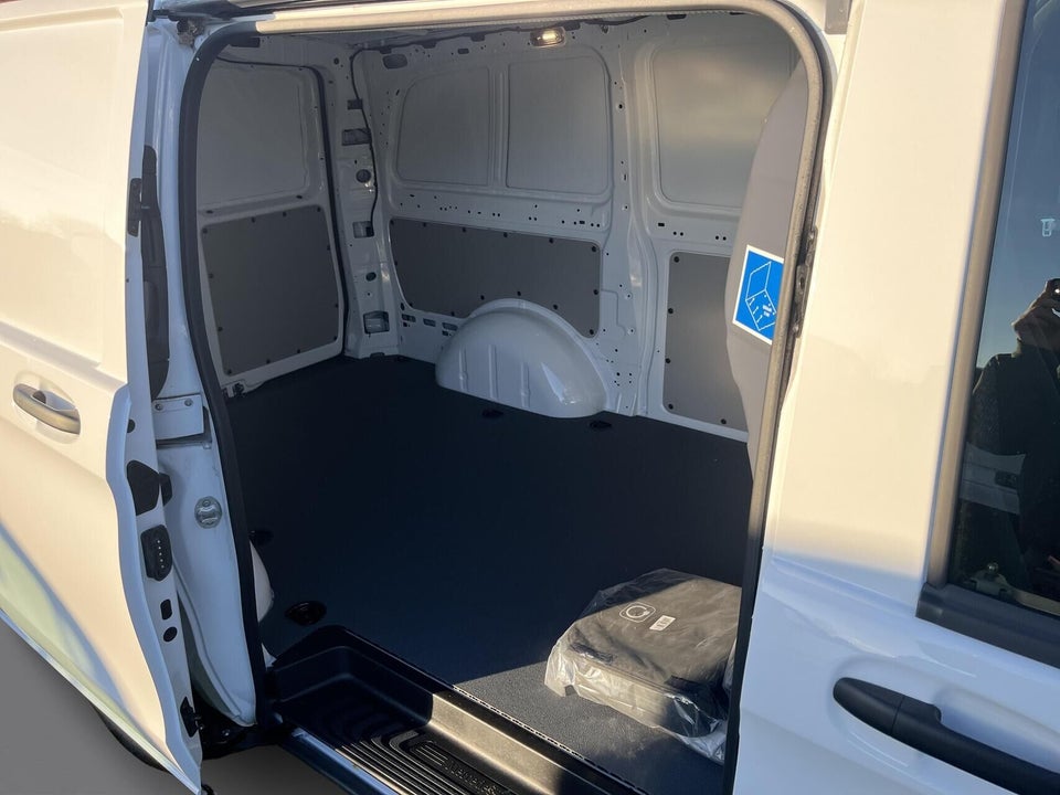 Mercedes eVito 112 A2 Kassevogn