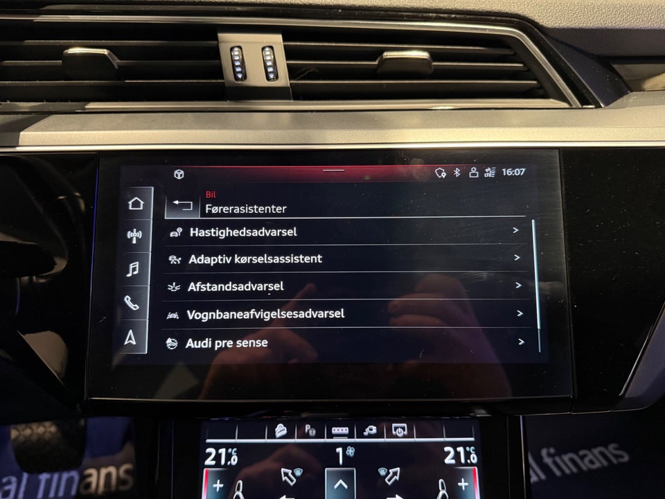 Audi e-tron 55 quattro 5d