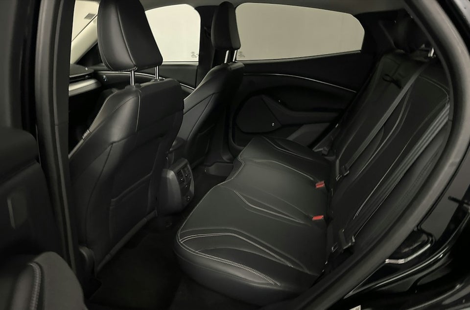 Ford Mustang Mach-E 75 Standard Range 5d