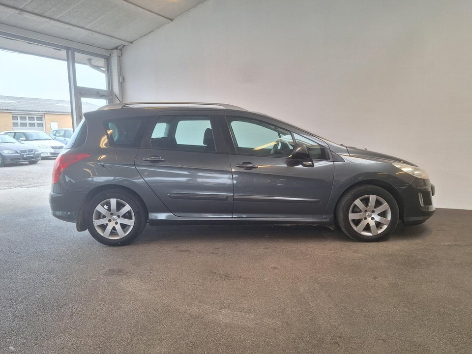 Peugeot 308 2,0 HDi 136 Premium SW 5d