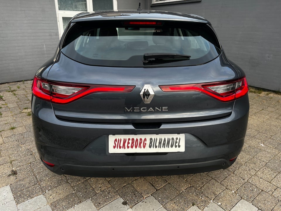 Renault Megane IV 1,2 TCe 100 Zen 5d