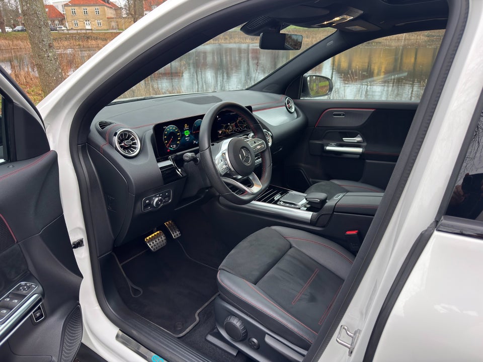 Mercedes EQA250 AMG Line 5d