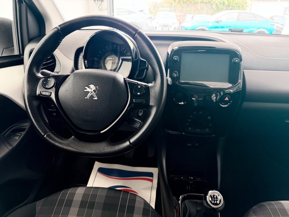 Peugeot 108 1,0 e-VTi 72 Allure+ 5d
