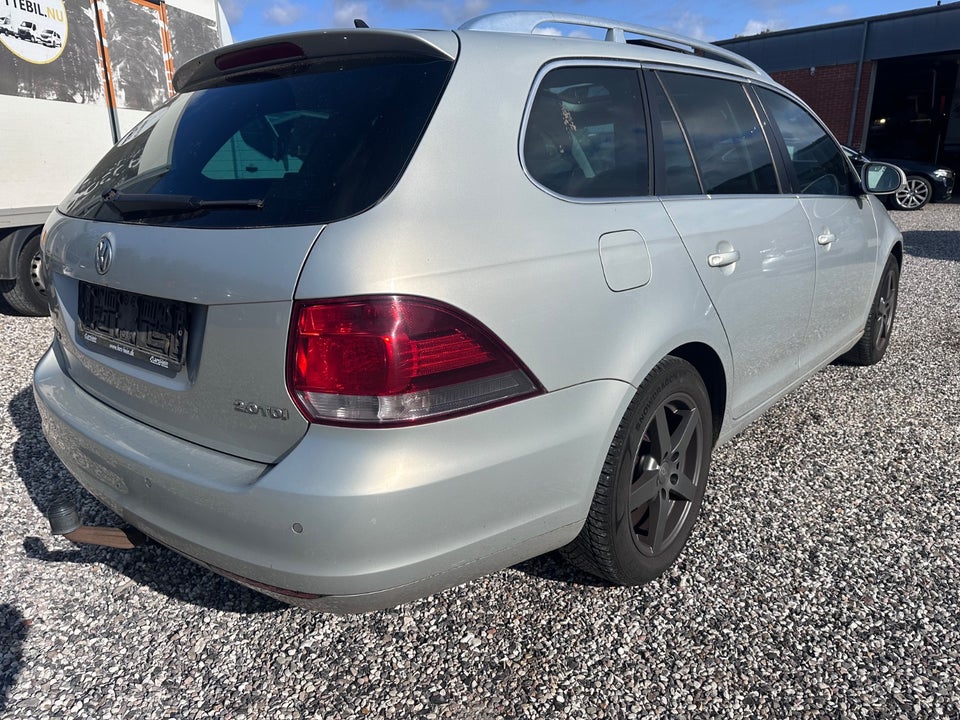 VW Golf VI 2,0 TDi 140 Highline Variant DSG 5d