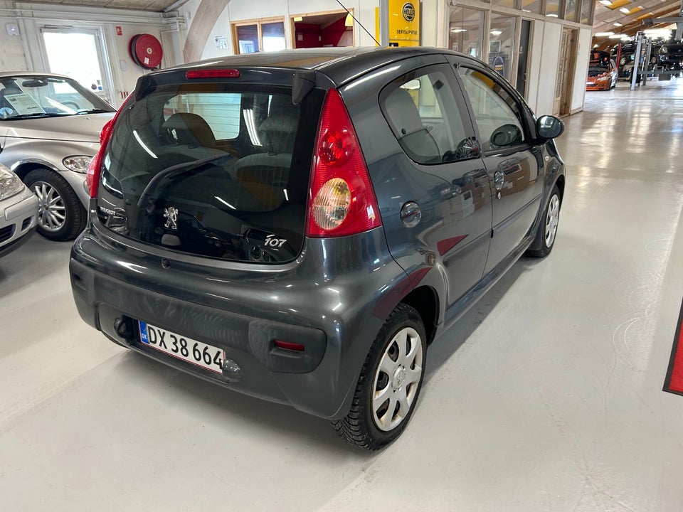 Peugeot 107 1,0 SD 5d