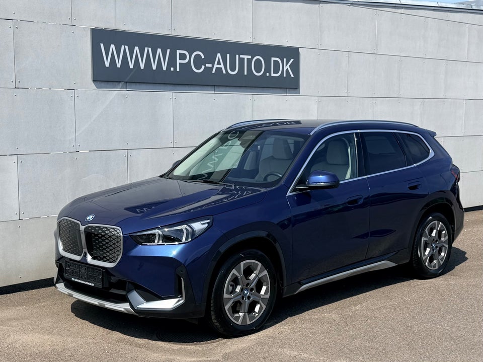 BMW iX1 eDrive20 X-Line 5d