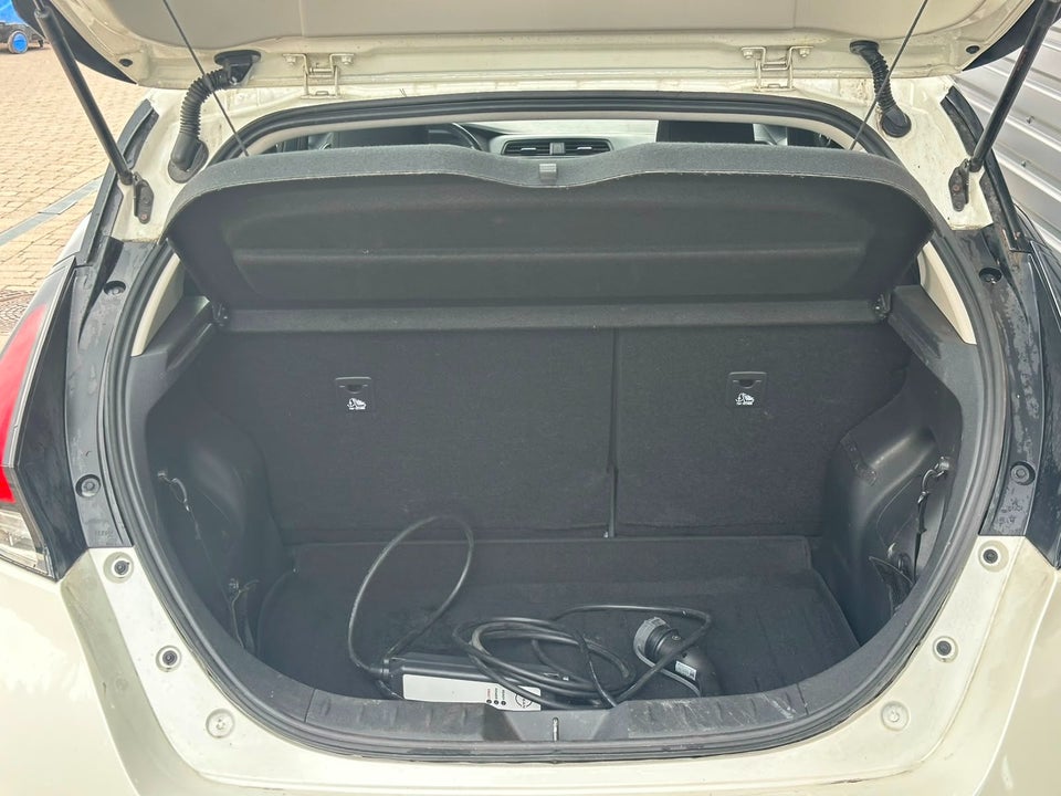 Nissan Leaf 40 Acenta 5d