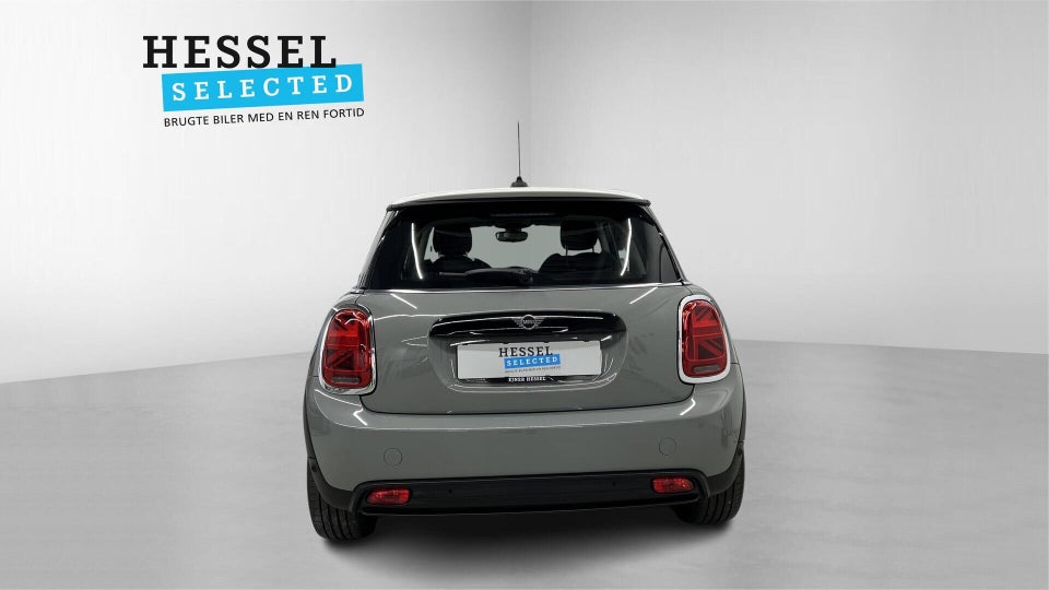 MINI Cooper SE Essential 3d