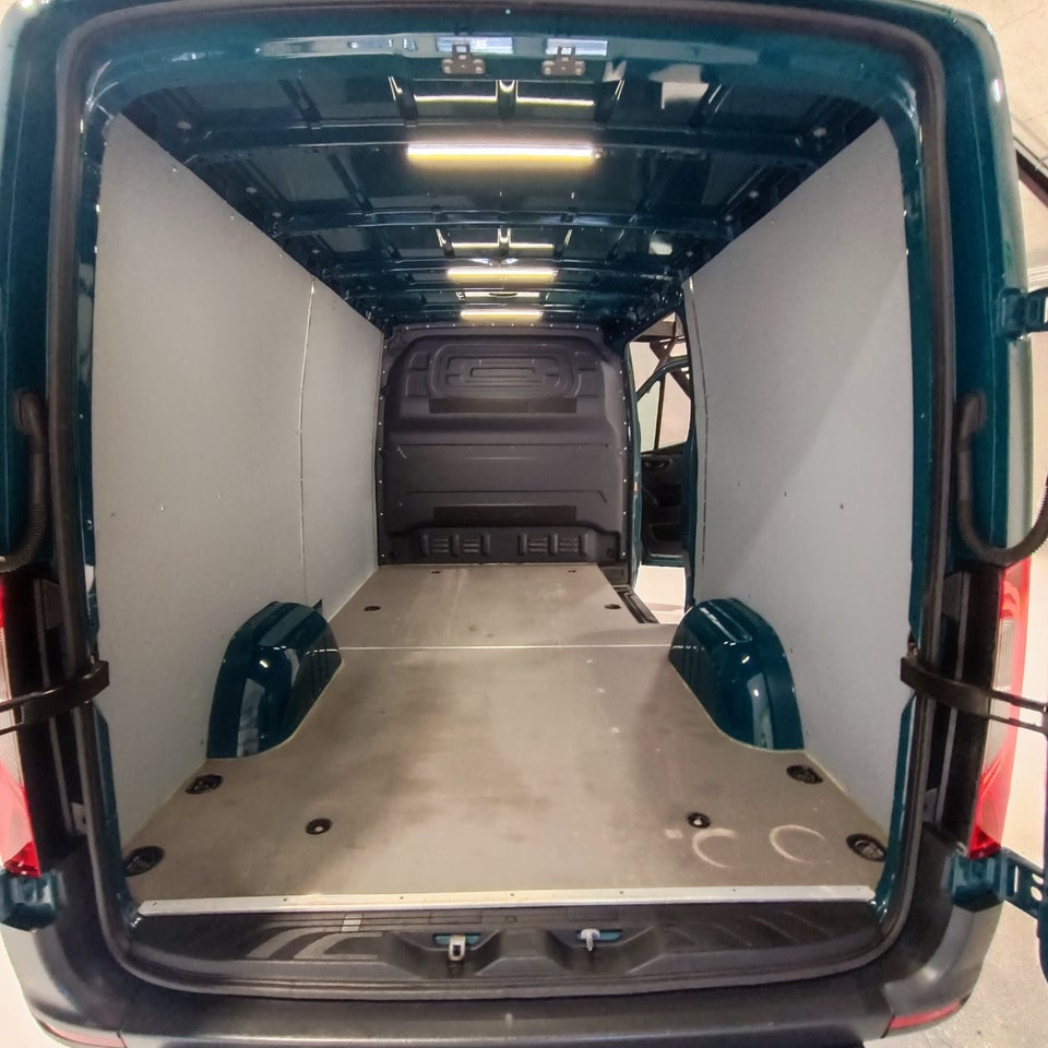 Mercedes Sprinter 319 3,0 CDi A2 Kassevogn aut. RWD