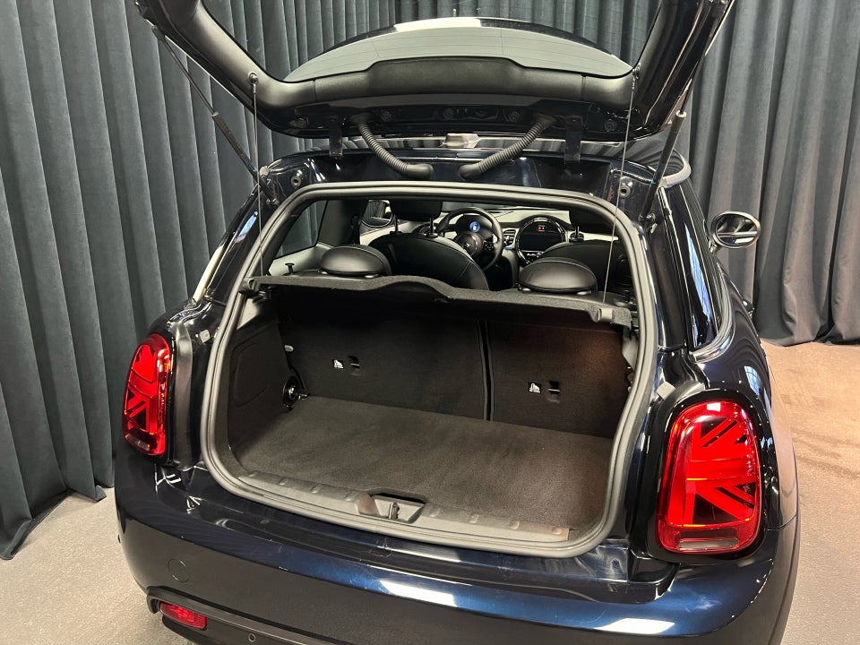 MINI Cooper SE Yours Lounge 3d