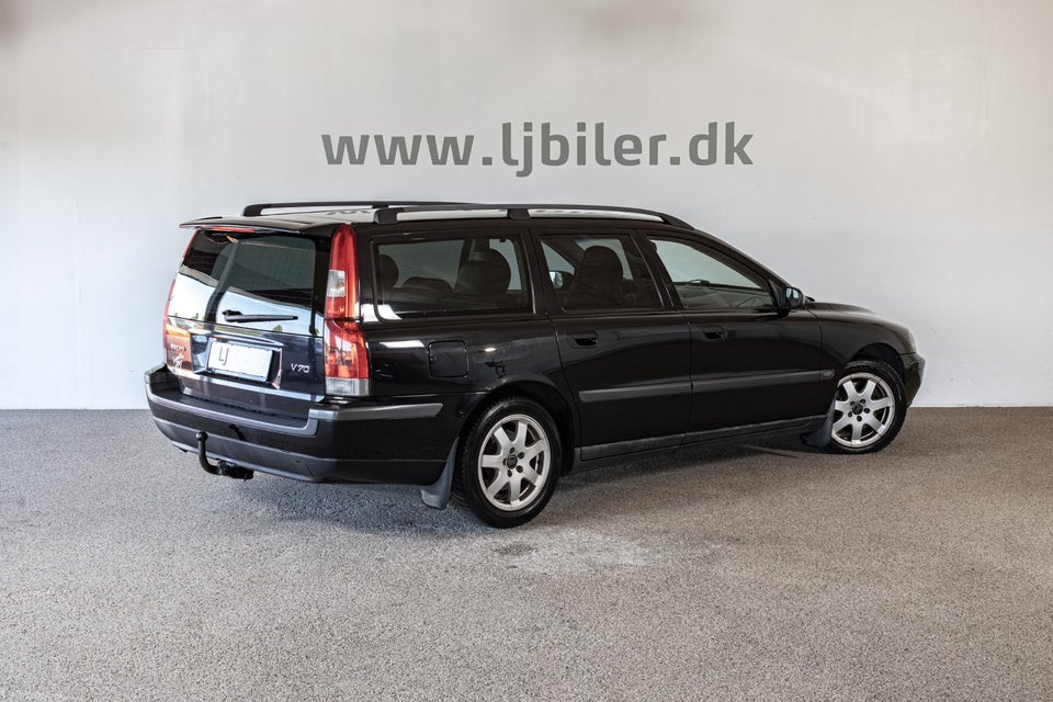 Volvo V70 2,4 140 5d