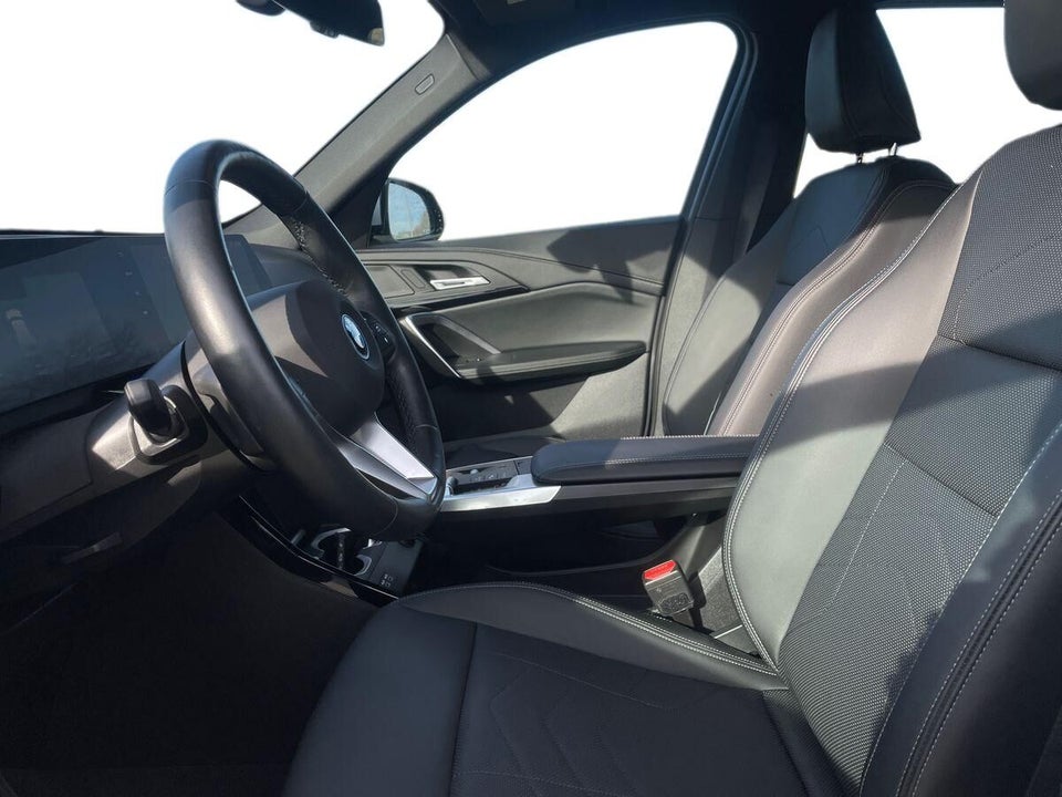 BMW iX1 eDrive20 X-Line 5d