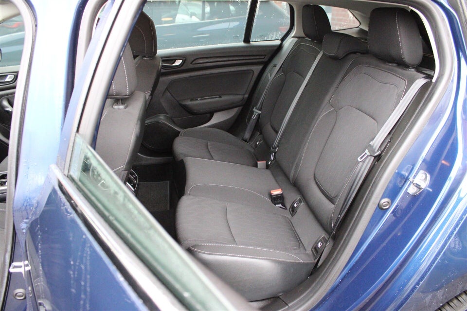 Renault Megane IV 1,3 TCe 140 Zen Sport Tourer 5d