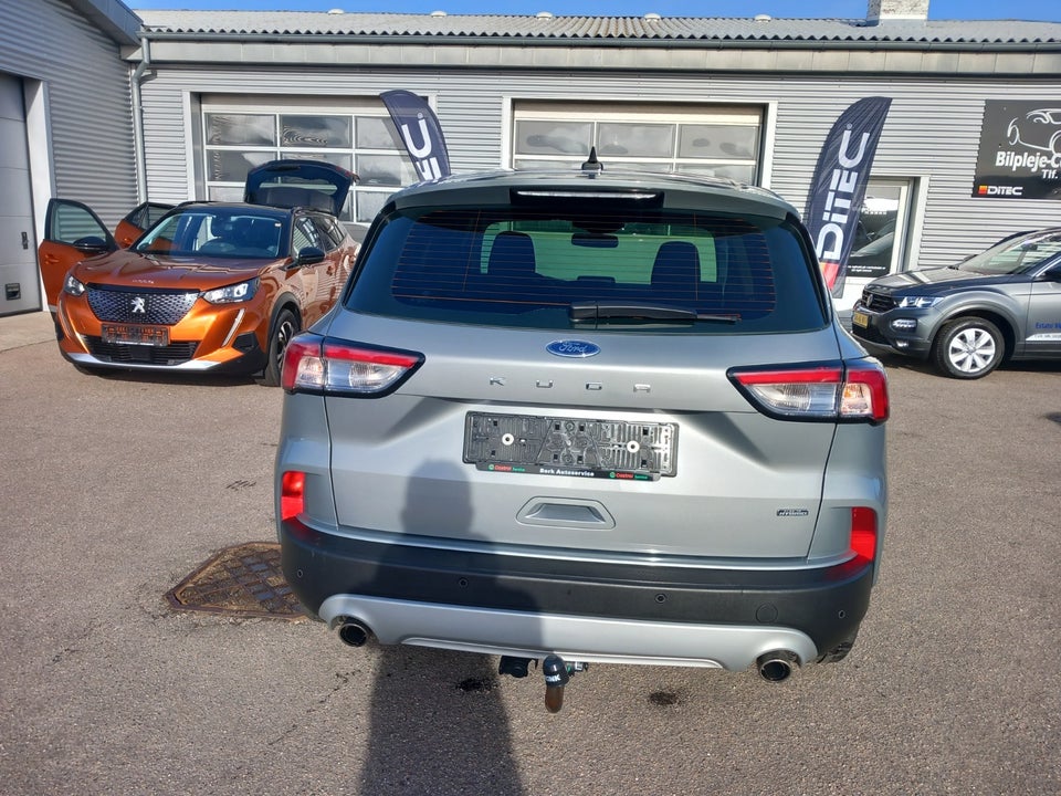 Ford Kuga 2,5 PHEV Titanium CVT 5d