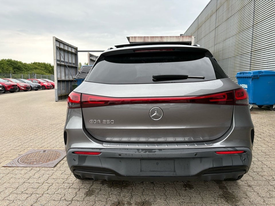 Mercedes EQA250 AMG Line 5d