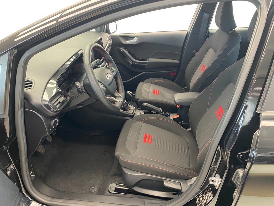 Ford Fiesta 1,0 EcoBoost mHEV ST-Line 5d