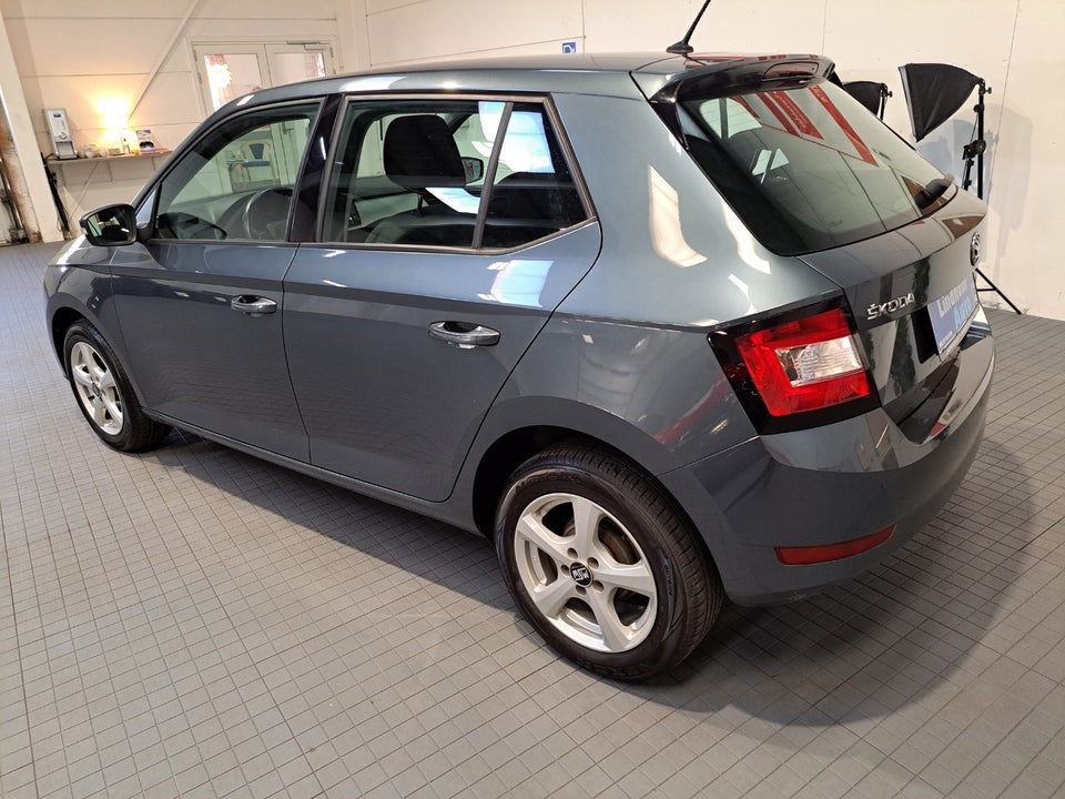 Skoda Fabia 1,0 MPi 60 Ambition 5d