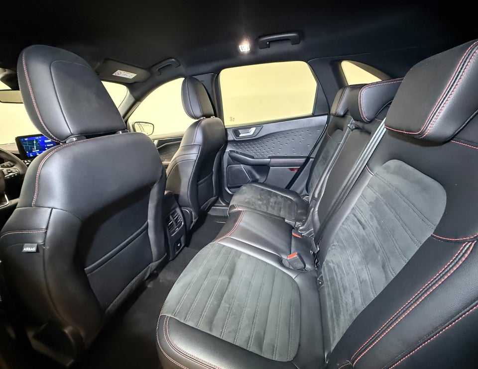 Ford Kuga 2,5 PHEV ST-Line CVT 5d