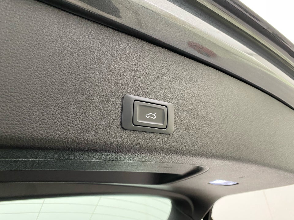 Audi e-tron 50 S-line Prestige quattro 5d