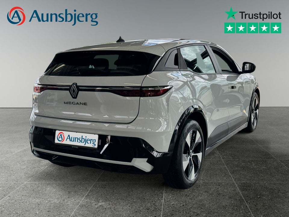 Renault Megane E-Tech 40 Equilibre 5d