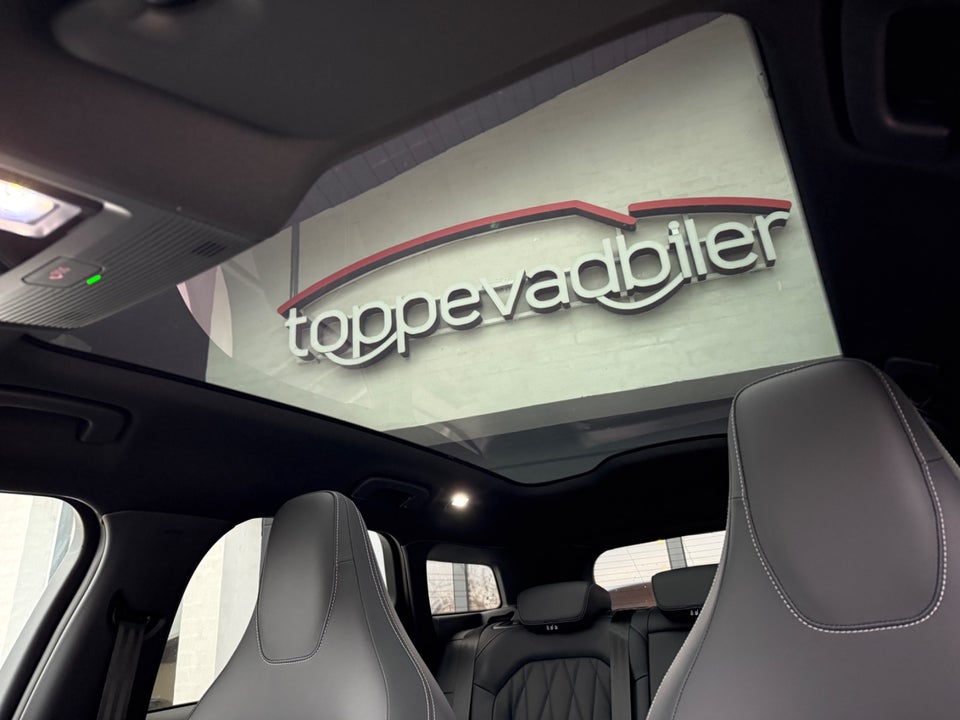 Ford Explorer 82 Premium Extended Range 5d