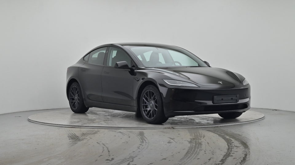 Tesla Model 3 RWD 4d