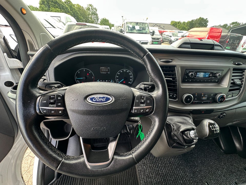 Ford Transit Custom 300 L2 2,0 TDCi 130 Trend