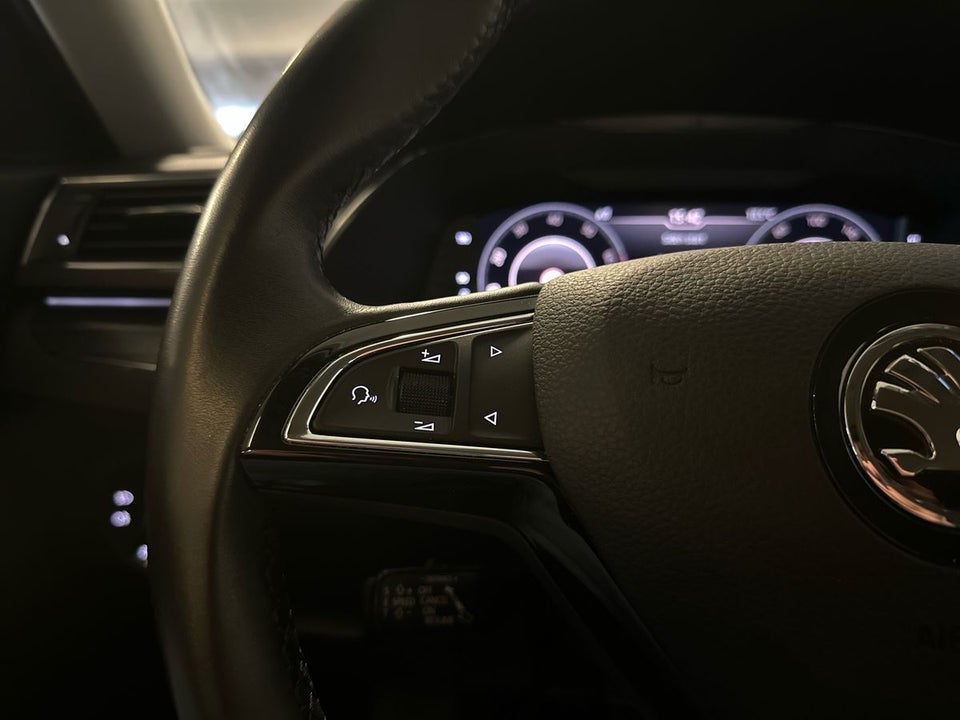 Skoda Superb 1,5 TSi 150 Business Executive DSG 5d