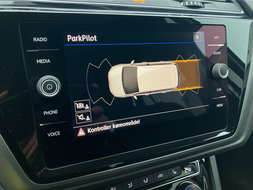 VW Touran 1,6 TDi 115 Comfortline Connect DSG 7prs 5d