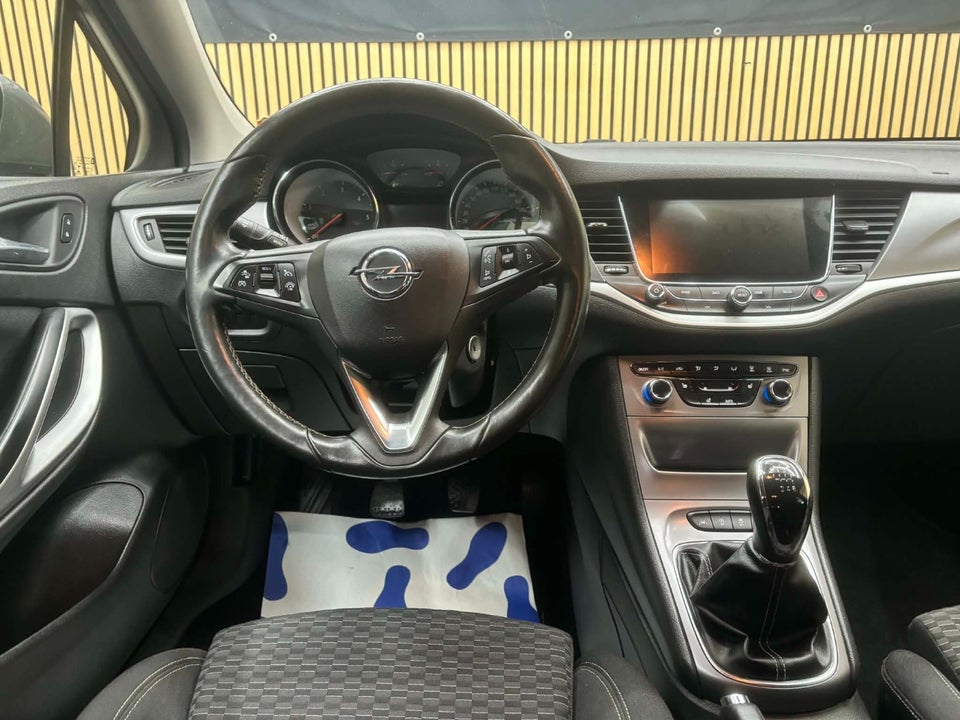 Opel Astra 1,6 CDTi 136 Enjoy 5d