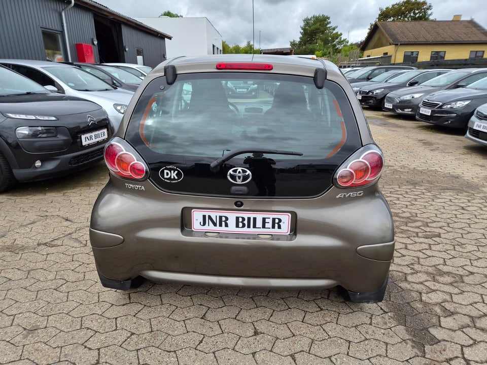 Toyota Aygo 1,0 VVT-i T1 5d
