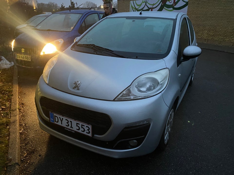 Peugeot 107 1,0 Active Air 5d