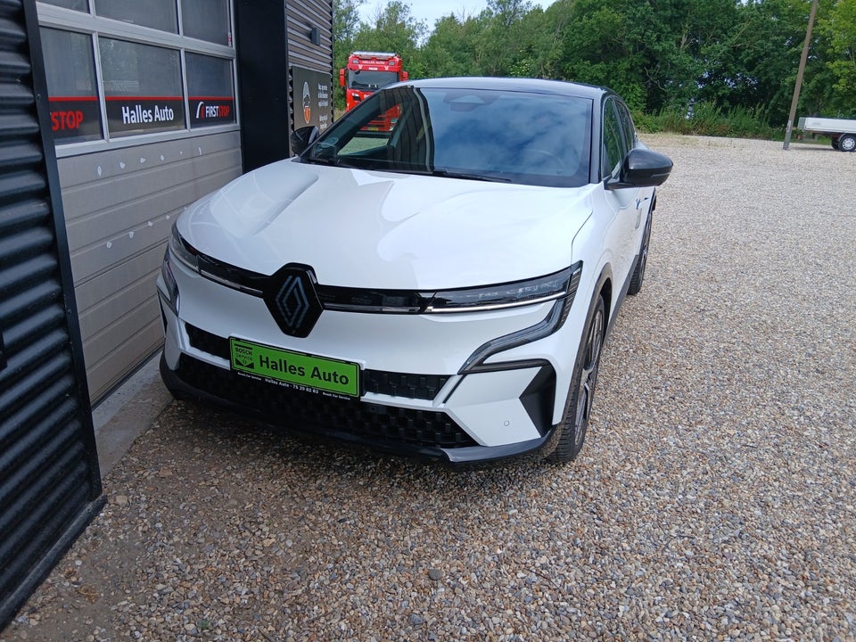 Renault Megane E-Tech 60 Techno 5d