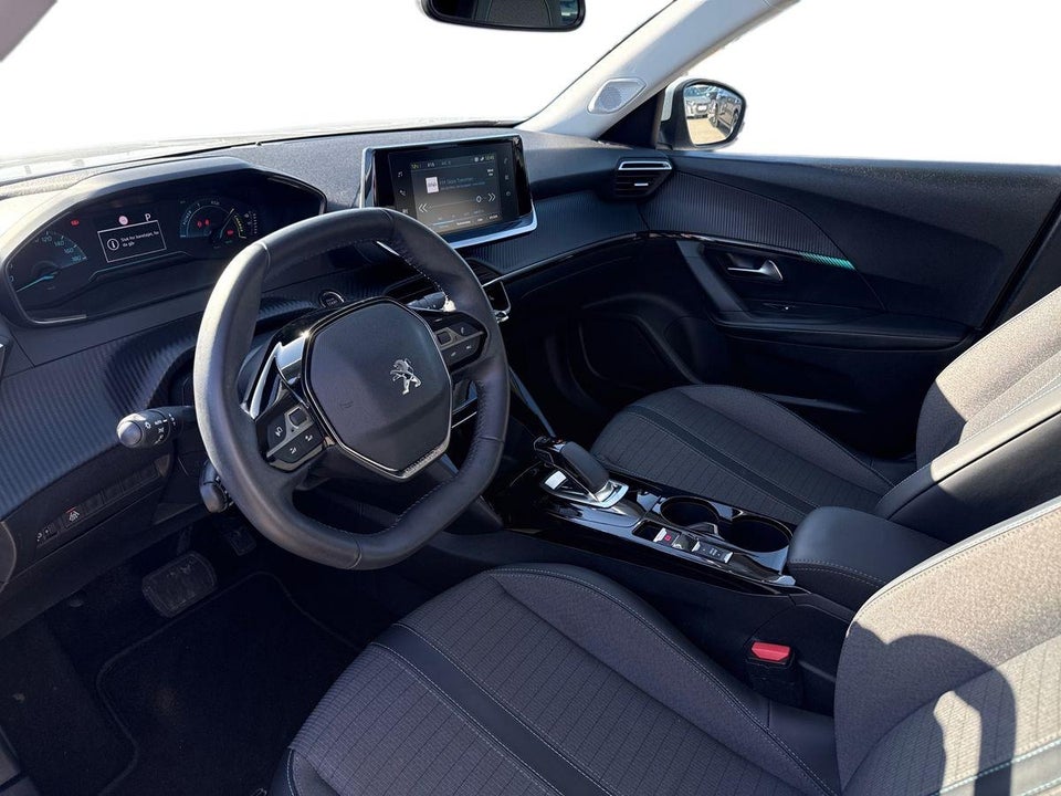 Peugeot e-2008 50 Allure 5d