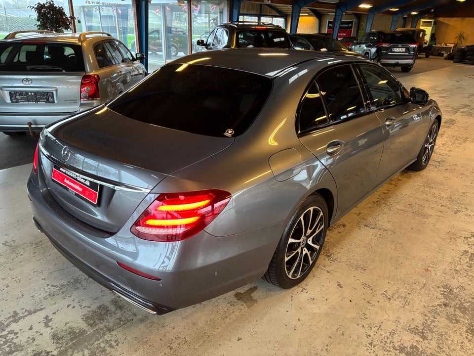 Mercedes E300 2,0 Avantgarde aut. 4d