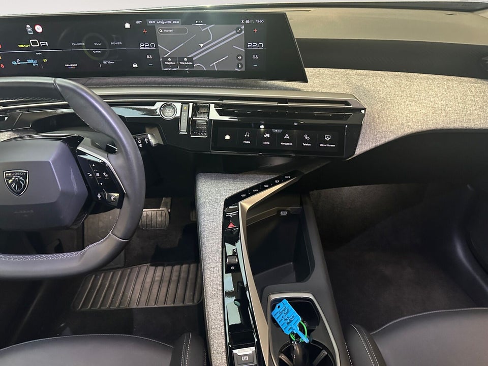 Peugeot e-5008 77 Allure 7prs 5d
