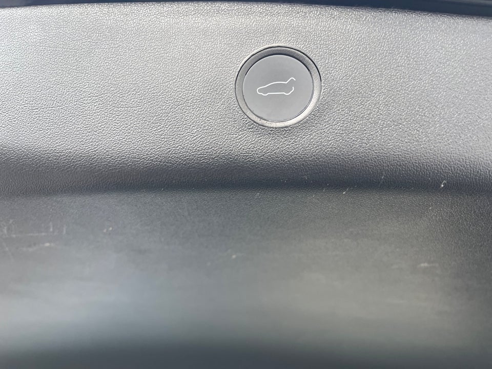 Tesla Model Y RWD 5d